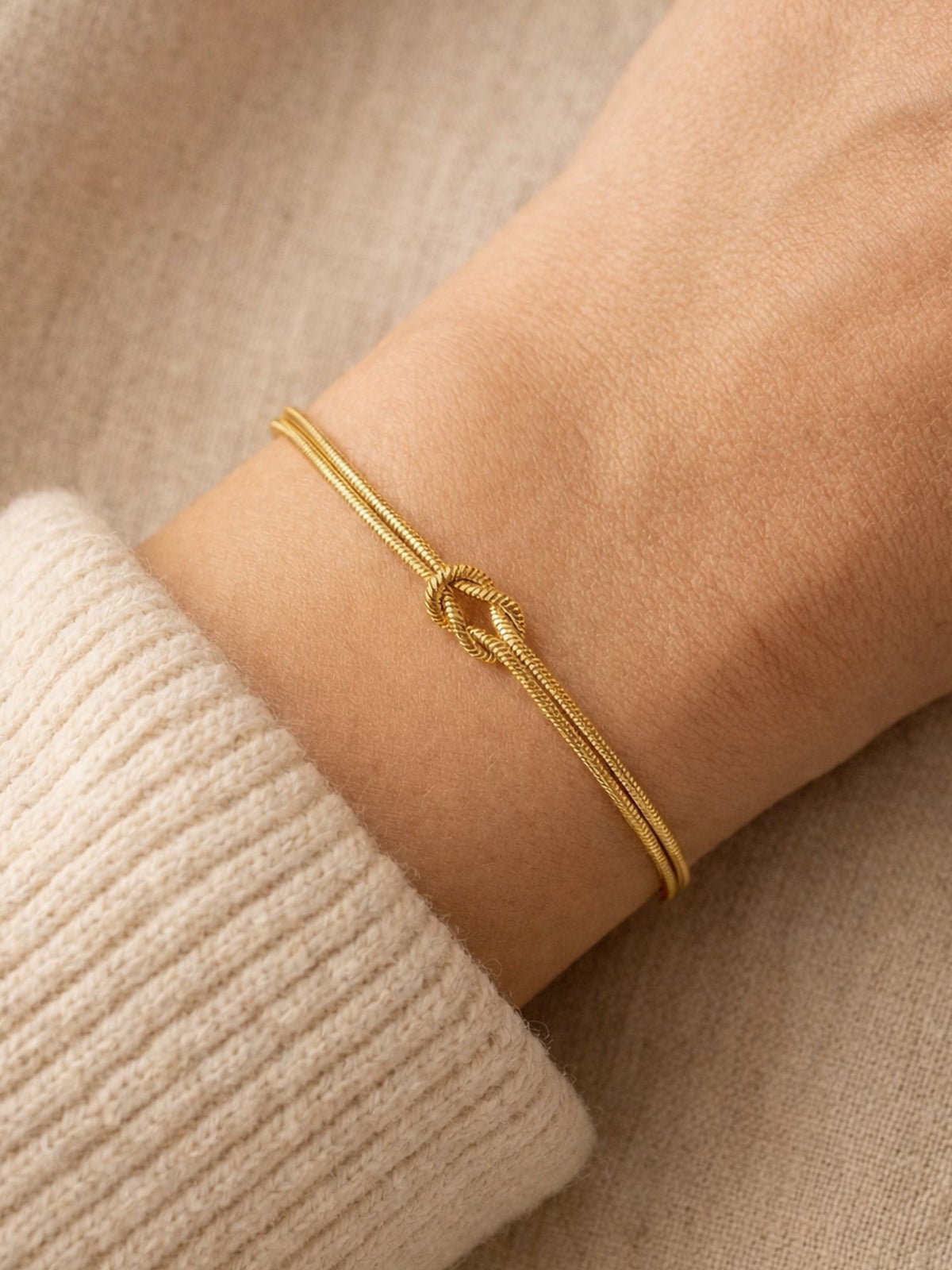Nudo de amor: pulsera de pareja con nudo