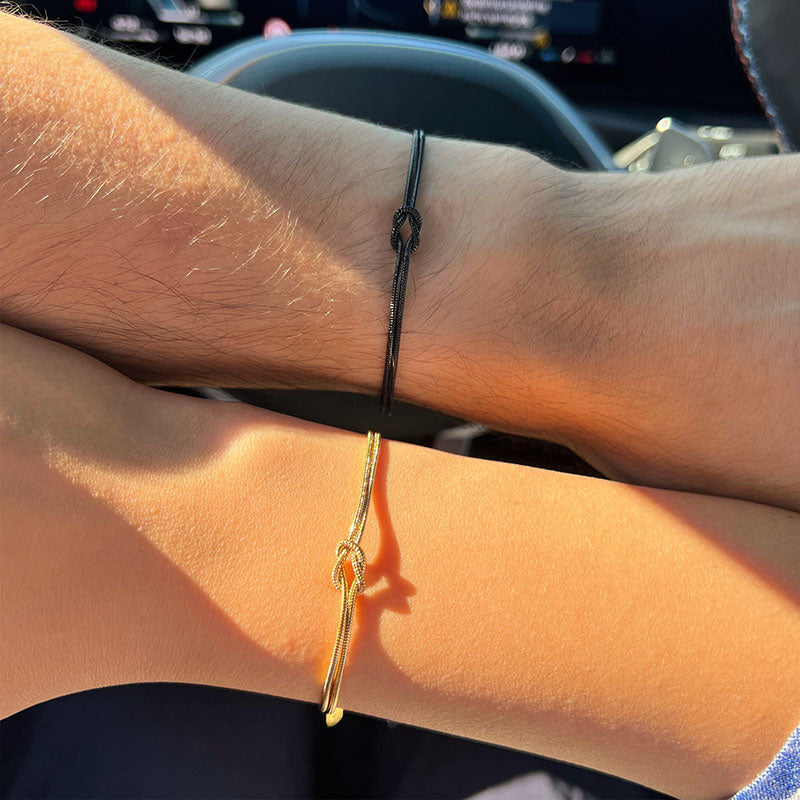 Nudo de amor: pulsera de pareja con nudo