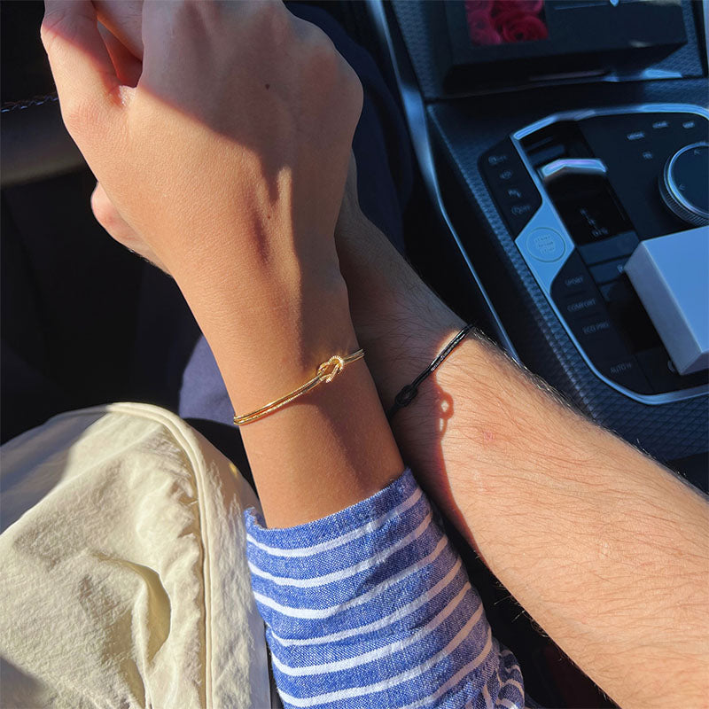 Nudo de amor: pulsera de pareja con nudo