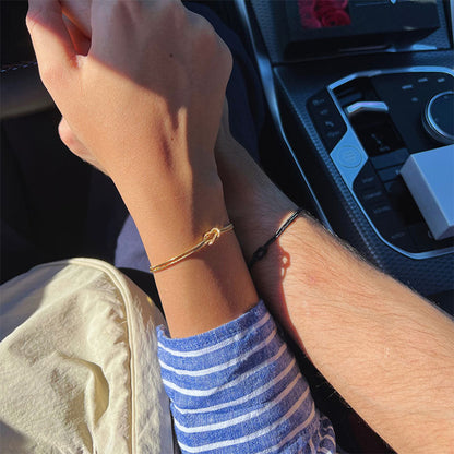 Nudo de amor: pulsera de pareja con nudo