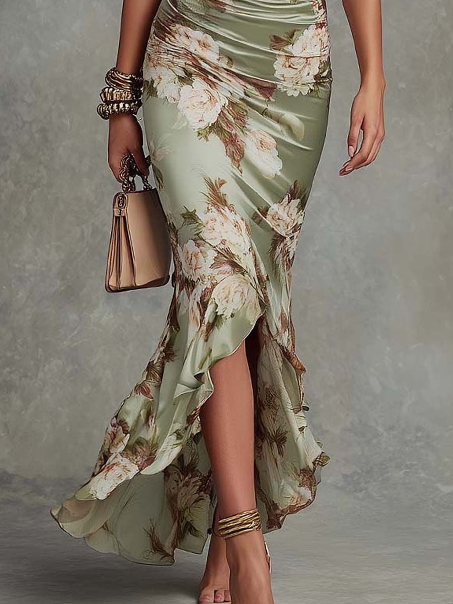 Vestido largo asimétrico de satén floral con mangas acampanadas de volantes